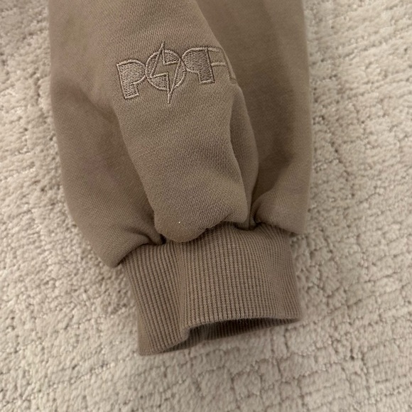 Popflex Zip Cloud Hoodie - Taupe, Size Small/Medium, Worn Once - Picture 7 of 7